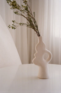 Lucia Vase - Santorini White.